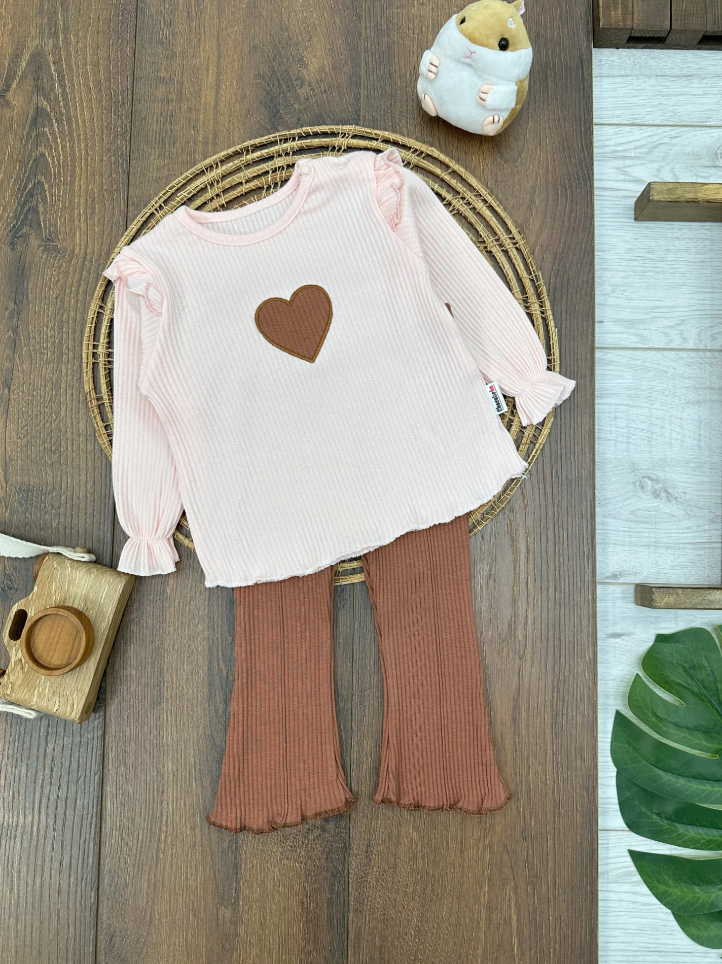 Fitilli Kaşkorse Kalp Detaylı Omuzdan Çıtçıtlı Kız Bebek Takım - PEMBE