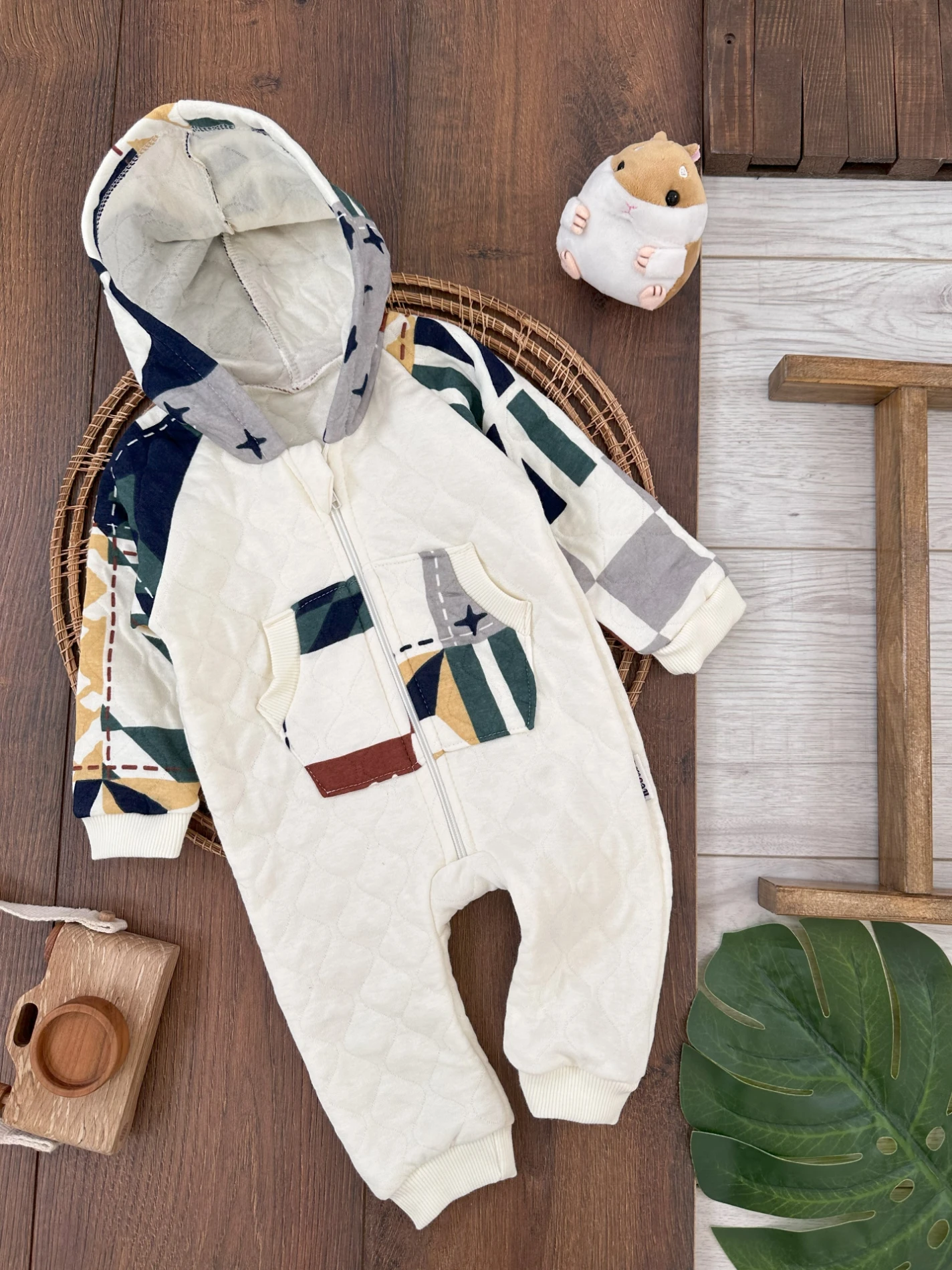 Erkek Bebek Tulum Kapitone Fermuarlı Kapüşonlu Kanguru Cep Kazablanka Tulum - EKRU