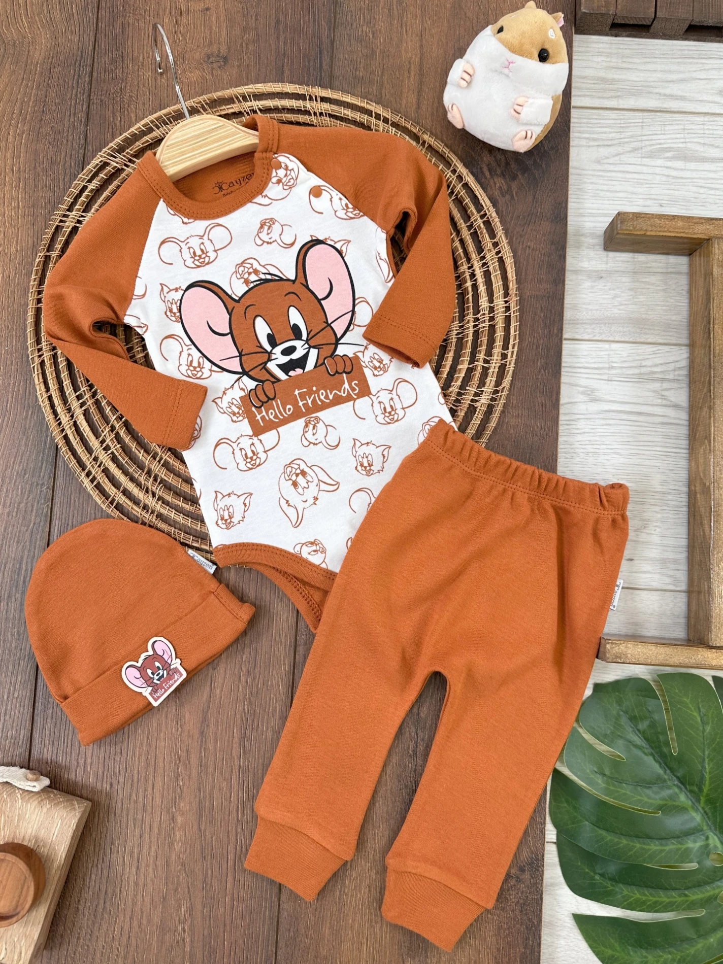 Hello Friends Organik Pamuk Alttan Çıtçıtlı Bereli Unisex 3lü  Bebek Takım - KAHVE