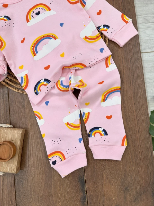 Kız Bebek Pijama Takımı Gökkuşağı Kalp Desenli %100 Pamuk Mevsimlik Bebek-Çocuk Pijama Takımı