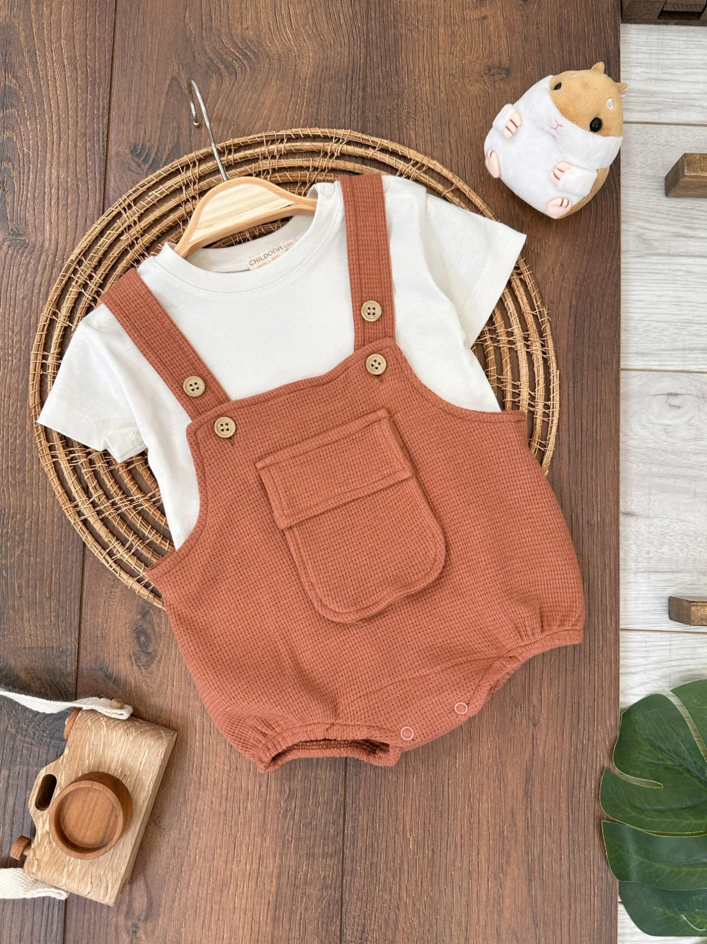Waffle Kumaş Cep Detaylı Alttan Çıtçıtlı Badili Yazlık Erkek Bebek Salopet Tulum/Takım - KAHVE