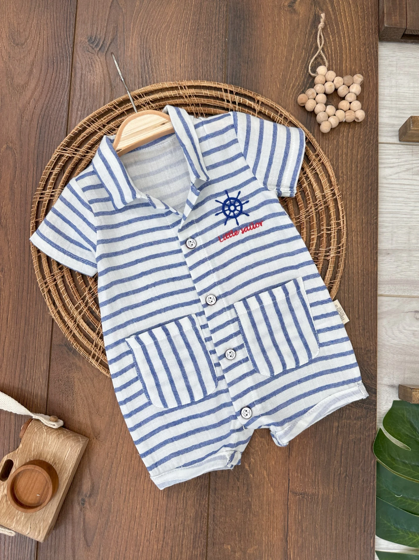 Müslin Dümen Nakışlı Düğmeli Alttan Çıtçıtlı Gemici Yazlık Erkek Bebek Tulum