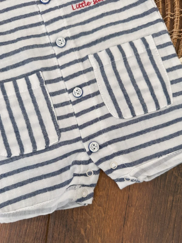 Müslin Dümen Nakışlı Düğmeli Alttan Çıtçıtlı Gemici Yazlık Erkek Bebek Tulum