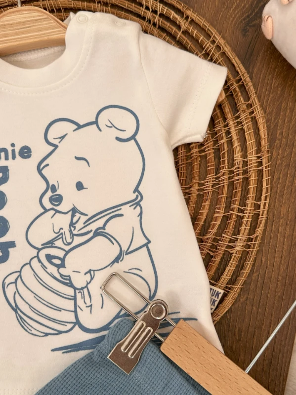 Pooh Baskılı Omuzdan Çıtçıtlı Waffle Şortlu Yazlık Erkek Bebek Takım