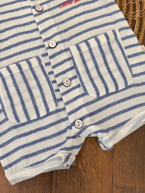 Müslin Dümen Nakışlı Düğmeli Alttan Çıtçıtlı Gemici Yazlık Erkek Bebek Tulum