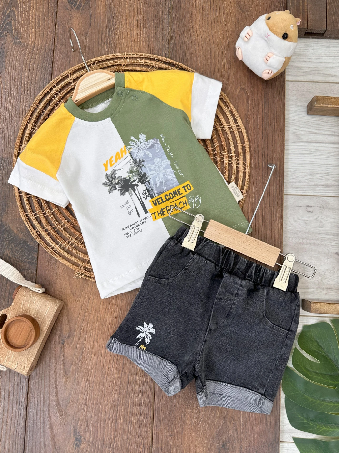 Hawaii Desen Omuzdan Çıtçıtlı Likralı Kot Şort Yazlık Erkek Bebek Takım - YEŞİL