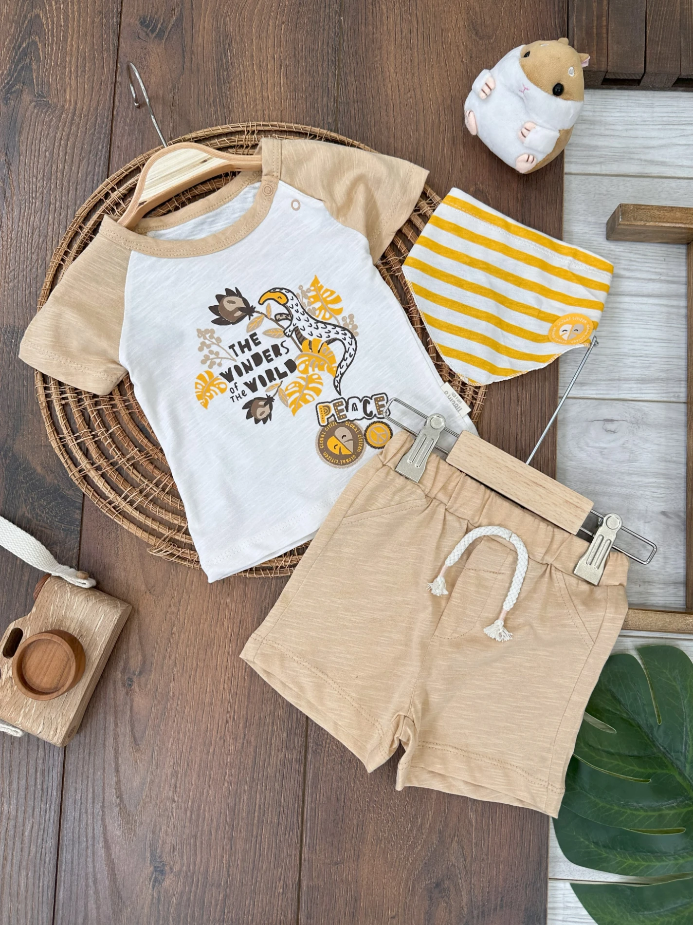 Animal Desen Önlüklü Omuzdan Çıtçıtlı Yazlık Erkek Bebek Takım - KREM