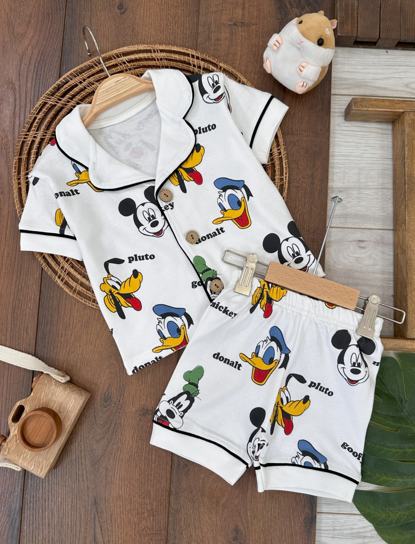 %100 Pamuk Rahat Kalıp Kruvaze Yaka Önden Düğmeli Yazlık Erkek Bebek Pijama Takımı - BEYAZ FARE