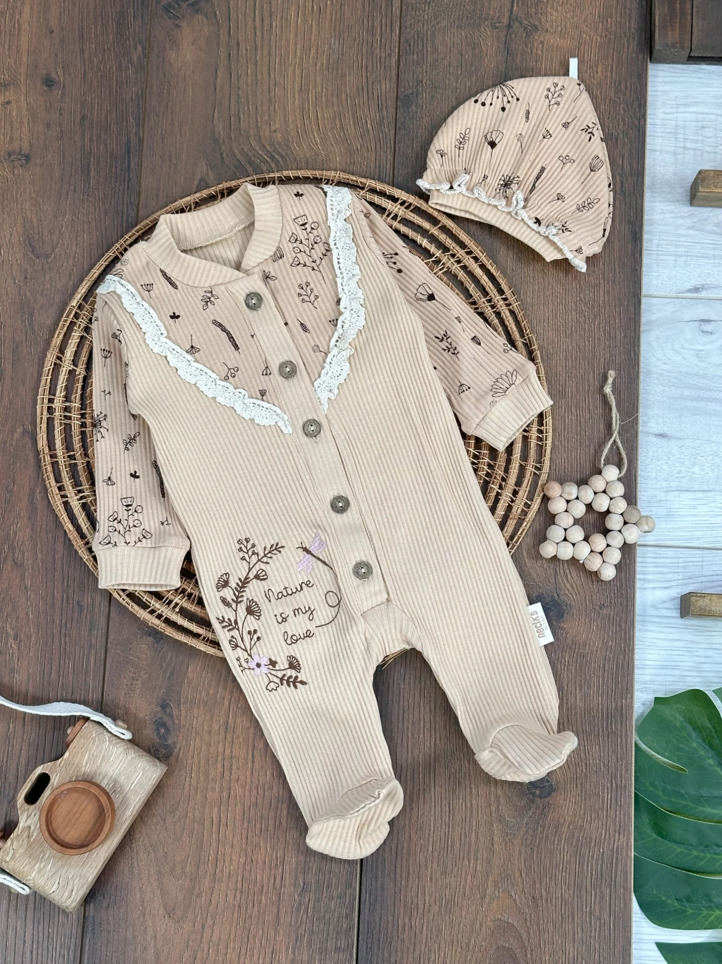 Kaşkorse Bereli Güpürlü Çiçek İşlemeli Önden Düğmeli Kız Bebek Tulum - VİZON