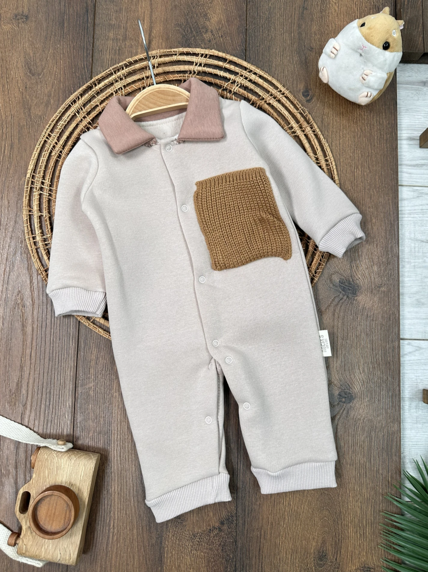 3 İplik İçi Şardonlu Polo Yaka Alttan Çıtçıtlı Kışlık Erkek Bebek Tulum - BEJ