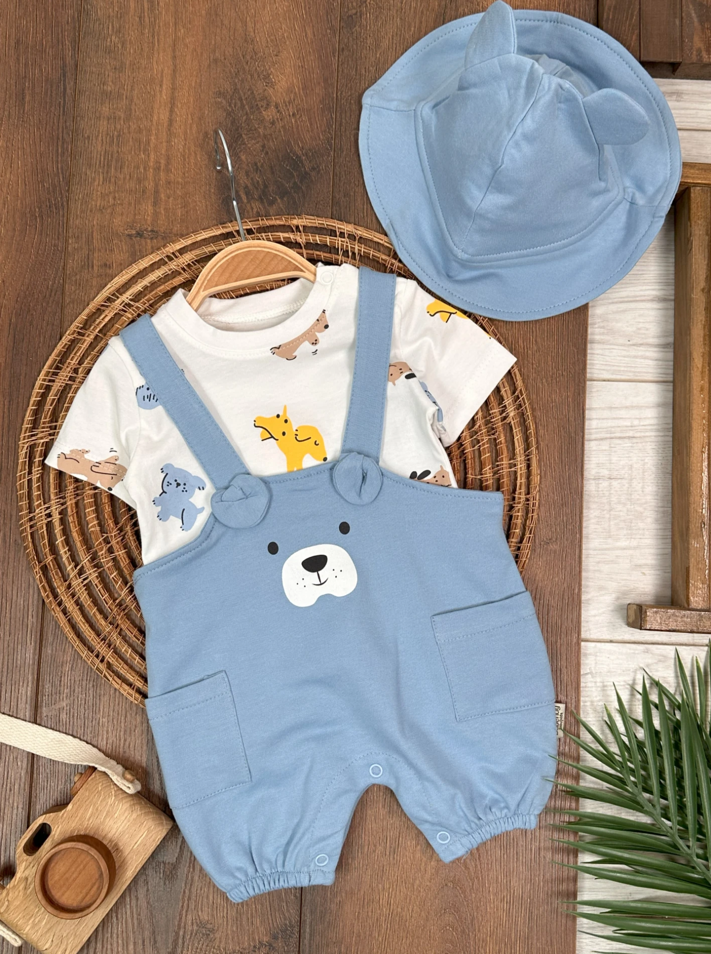 Şapkalı Kulak Detaylı Alttan Çıtçıtlı Badili Salopet 3lü Erkek Bebek Takım - MAVİ