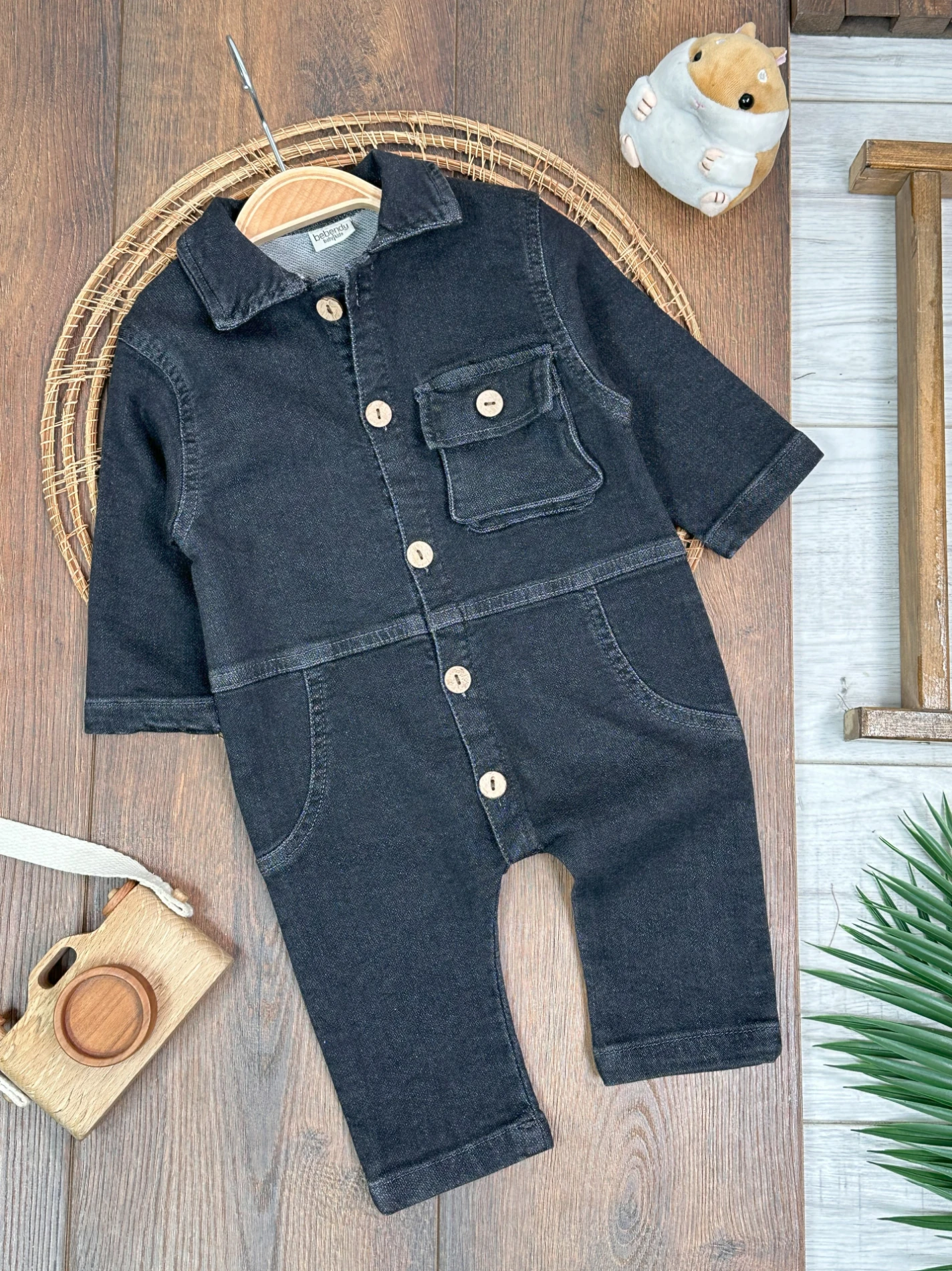 Premium Kalite Yumuşak Doku Önden Düğmeli Esnek Geniş Kalıp Unisex Örme Kot Bebek Tulum