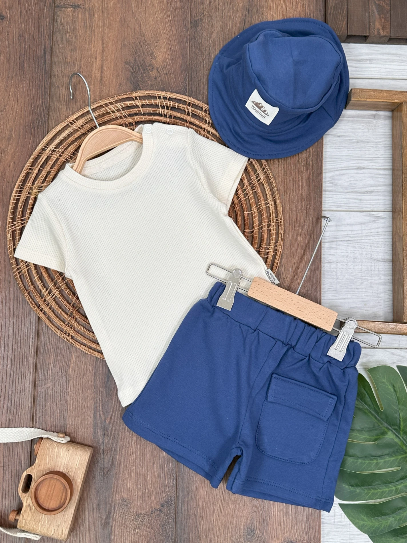 Oversize Geniş Kalıp Safari Şapkalı Cep Detaylı Omuzdan Çıtçıtlı Waffle Tshirt Yazlık Erkek Bebek Takım - LACİVERT