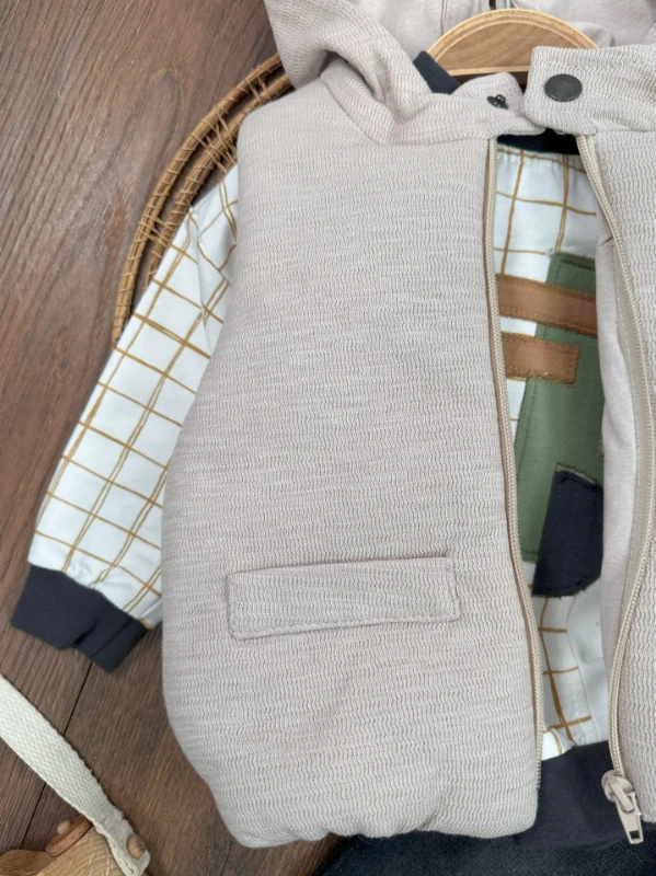 Şişme Yelek Kapüşonlu Fermuarlı Ekose Sweatshirt Likralı Kot Pantolon 3lü Erkek Bebek Takım