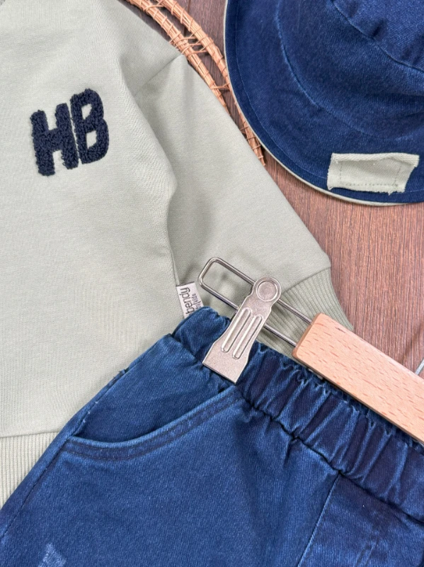 Likralı Kot Pantolon Çift Taraflı Şapka NakışlıSweatshirt 3lü Erkek Bebek/Çocuk Takım