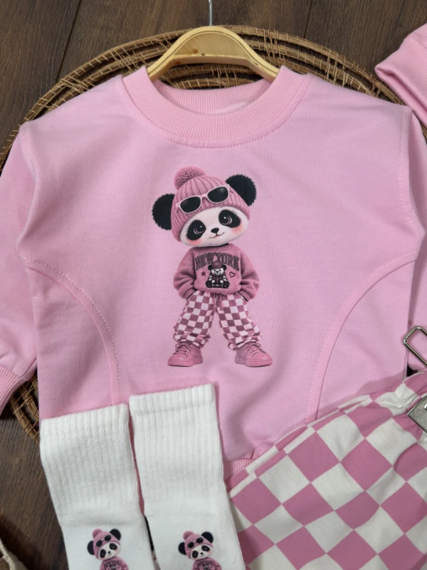 Çoraplı Mrs. Panda Baskılı Kareli Bereli Geniş Kalıp Mevsimlik 4lü Kız Bebek/Çocuk Takım - PEMBE