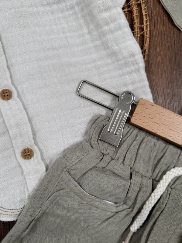  Müslin Gömlek Palmiye Nakışlı Fularlı Şortlu Yazlık Erkek Bebek Takım - BEJ