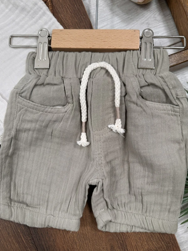  Müslin Gömlek Palmiye Nakışlı Fularlı Şortlu Yazlık Erkek Bebek Takım - BEJ