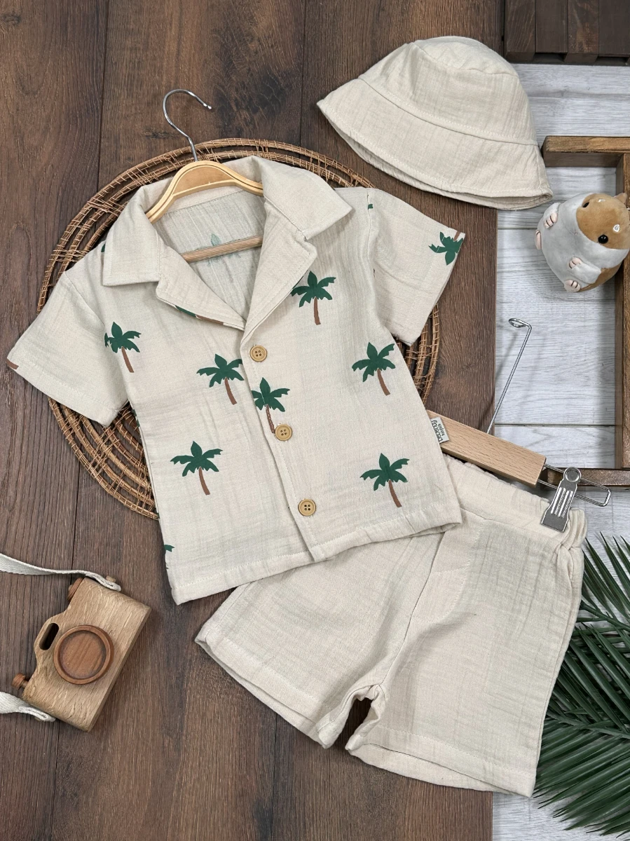 Müslin Palmiye Baskılı Safari Şapkalı Düğmeli Şortlu Yazlık Erkek Bebek/Çocuk Takım - KREM