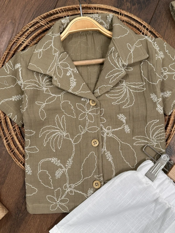 Müslin Hawaii Çiçek Baskılı Safari Şapkalı Düğmeli Şortlu Yazlık Erkek Bebek/Çocuk Takım - LACİVERT