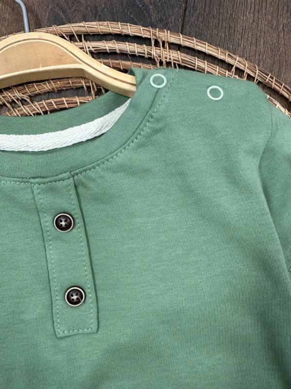 Çizgili Düğme Detaylı Omuzdan Çıtçıtlı Yazlık Erkek Bebek Takım - YEŞİL