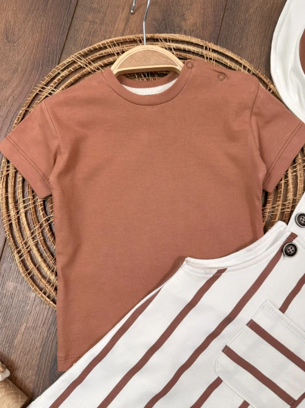 Çizgili Safari Şapkalı Omuzdan Çıtçıtlı Badi Yazlık Erkek Bebek Salopet Takım - KAHVE