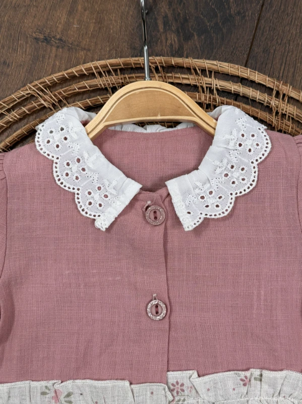 Müslin Yaka Güpürlü Önden Düğmeli Alttan Çıtçıtlı Yazlık Kız Bebek Tulum - PUDRA