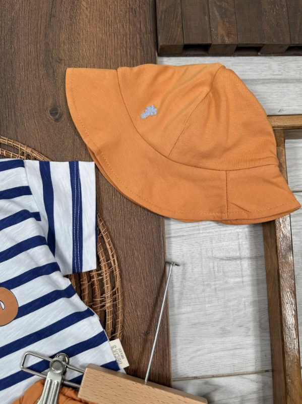 Çizgili Şapkalı Yazlık Erkek Bebek Takım - TABA